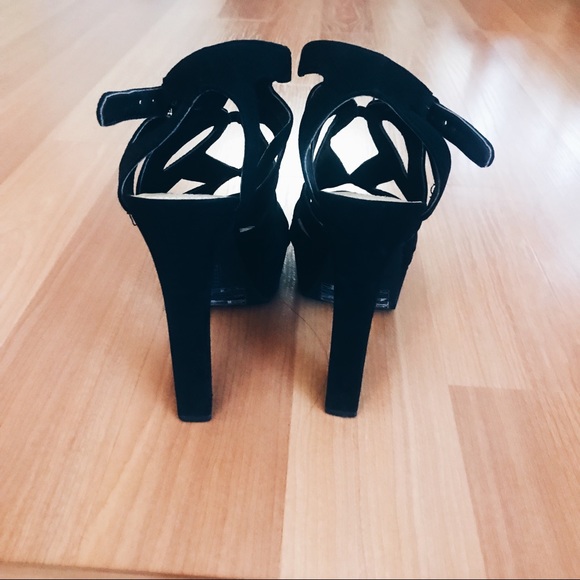 Black 6-inch Heels - Picture 3 of 5